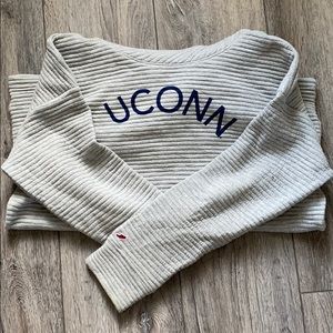 UCONN TURTLENECK SWEATSHIRT GRAY